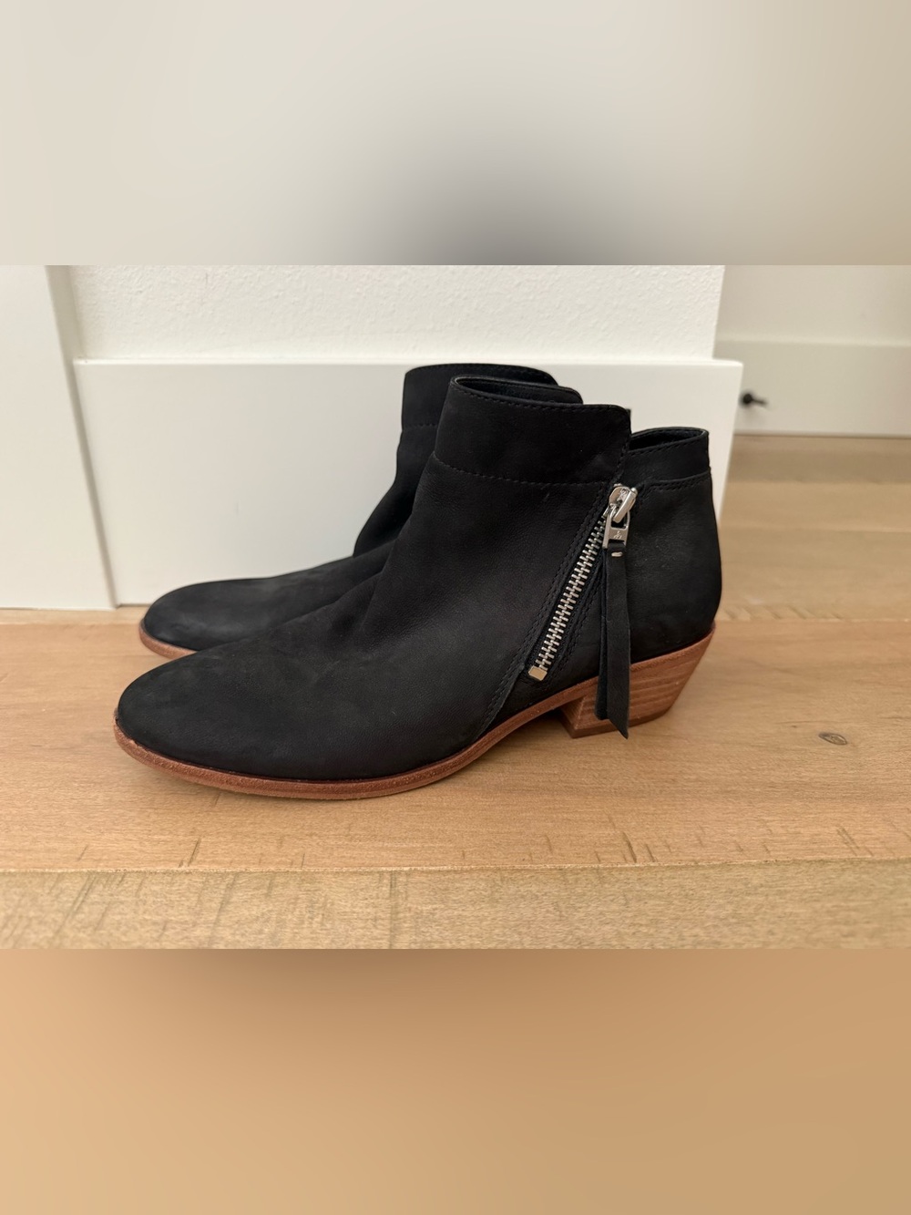 Same Edelman Black Suede Booties Size 6